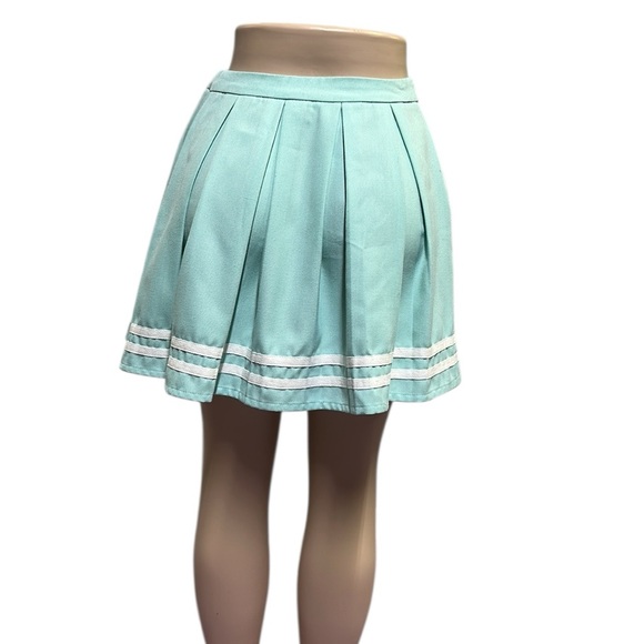 Hot Topic Mint White Pleated Mini Cheer Skirt Preppy Goth Anime Size Small - Picture 6 of 12